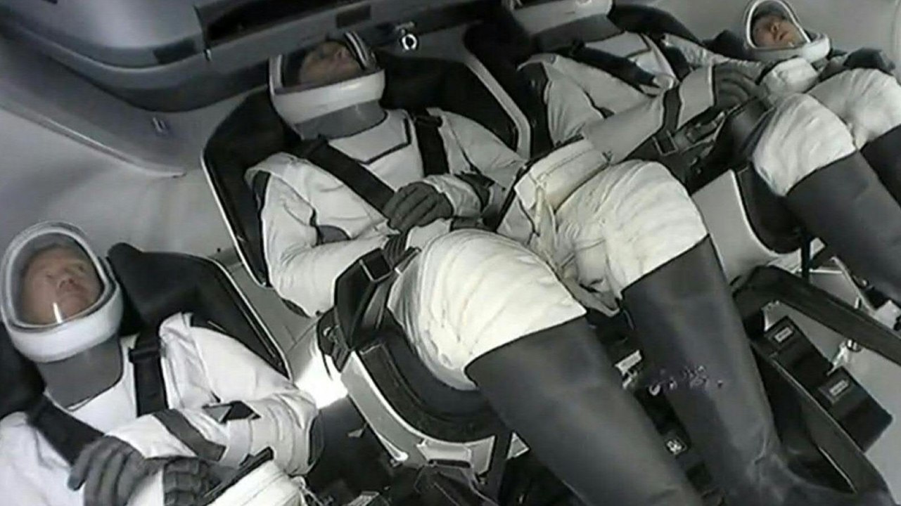 Pilze züchten und Röntgen im All: Raumfahrtmission 'Fram 2' gestartet