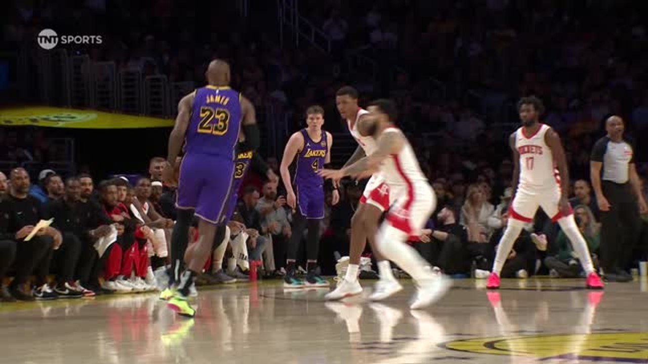 Lakers edge Rockets as race for No.2 Seed hots up