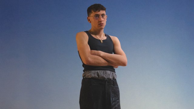 Tredici Pietro: «Siamo tutti equilibristi, l'importante è non guardare giù»