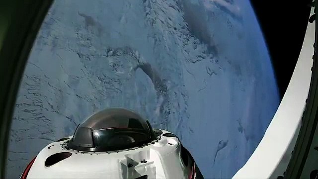 SpaceX compartilha as primeiras vistas das regiões polares da Terra