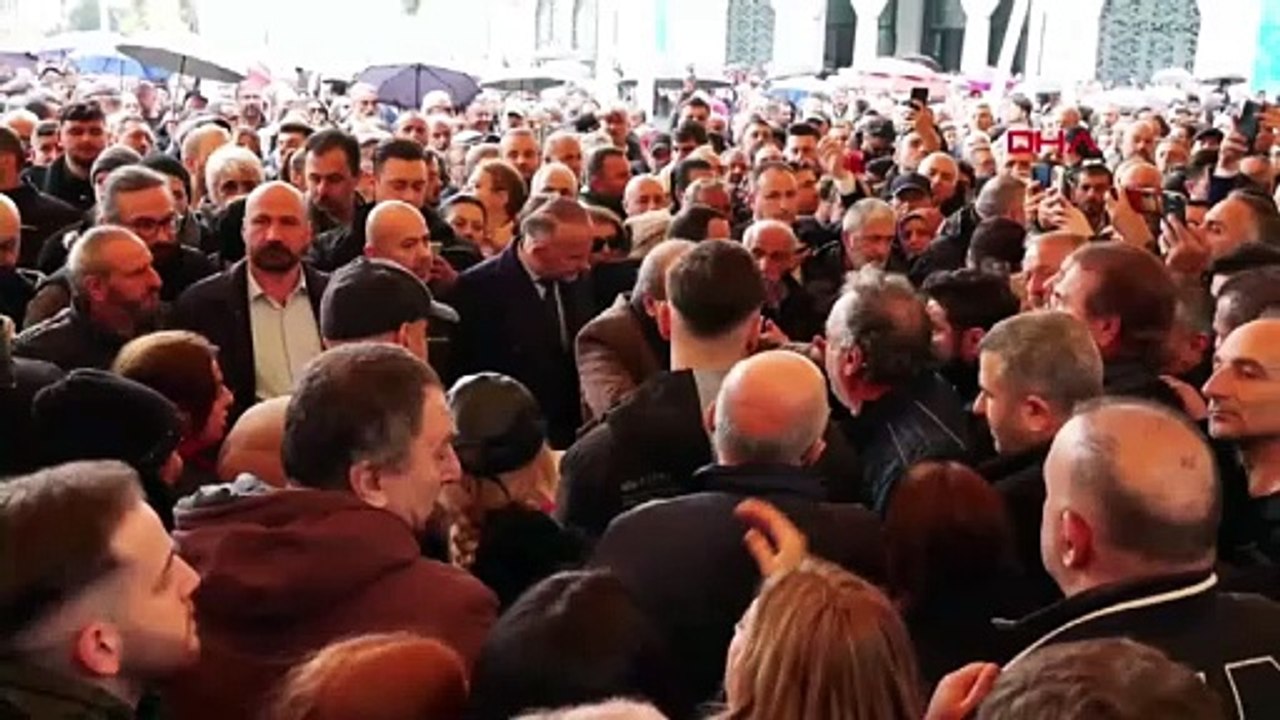 'Kuzeyin Oğlu' Volkan Konak'a son veda! Eşi Selma Konak güçlükle ayakta durdu