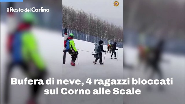 Bufera di neve, 4 ragazzi bloccati sul Corno alle Scale: il video dei soccorsi