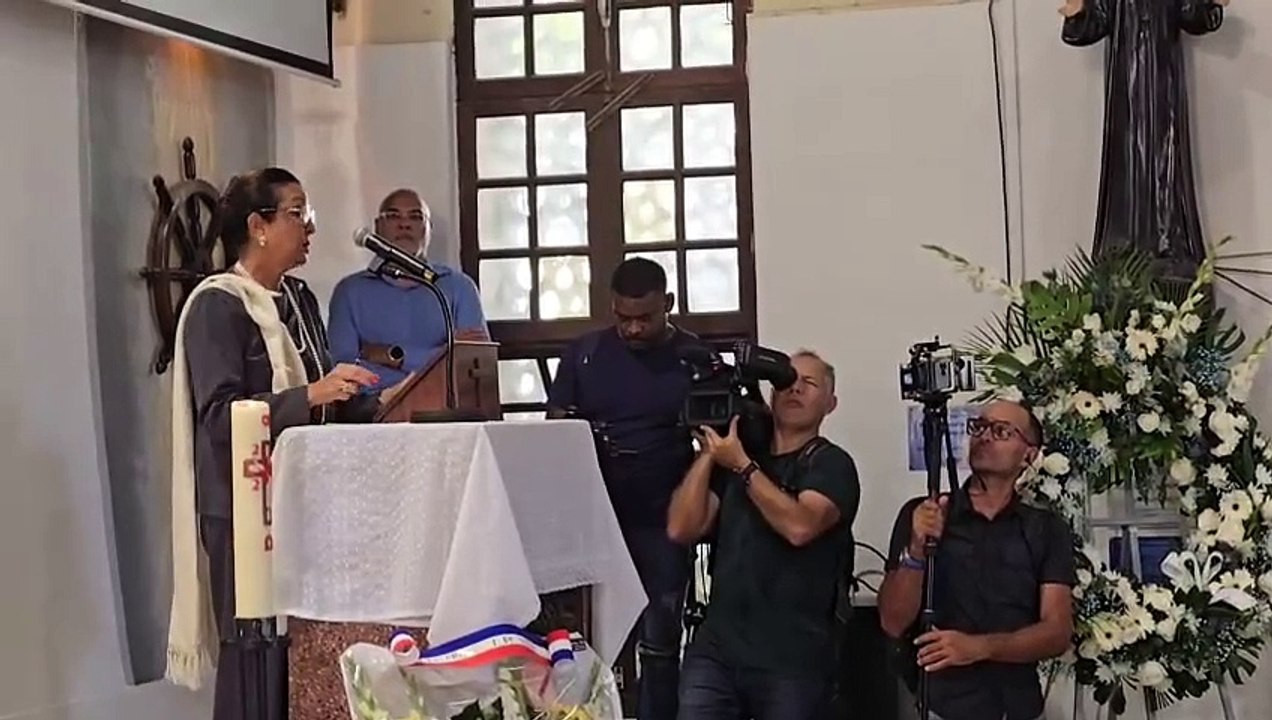 Huguette Bello s'exprime aux obsèques de Michel Fontaine