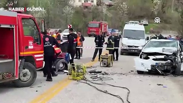 Kastamonu'da trafik kazasında 3 kişi öldü, 4 kişi yaralandı