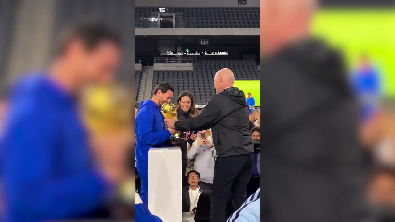 La sorprendente reacción de Lionel Messi al levantar nuevamente la auténtica Copa del Mundo