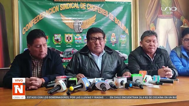 Choferes cruceños rechazan paro y bloqueos