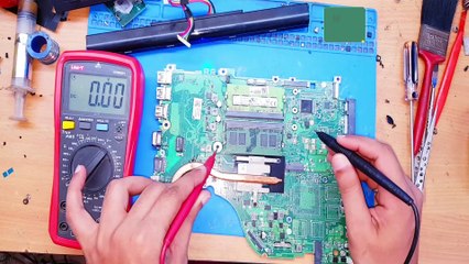 Acer aspire e5 - 575  dazaamb16e0 voltage test