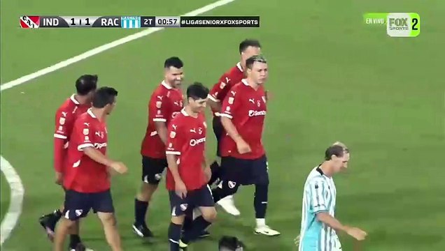 El gol del Kun Agüero a Racing senior