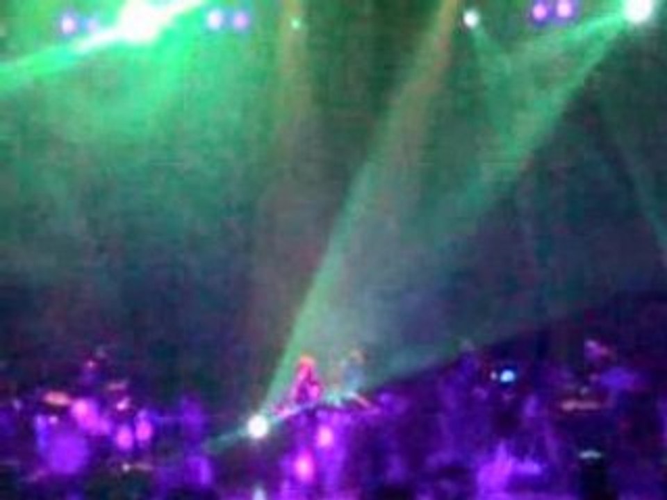 Portishead - Mysterons Live Paris Zenith