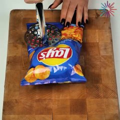 Eat or pass: chips omelette🤔😋