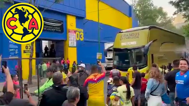 América: Aficionados reciben a los jugadores de Las Águilas previo a enfrentar a Cruz Azul en Concachampions