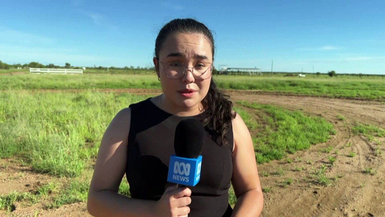 Major flood warnings remain in place as rivers continue to rise in western Queensland