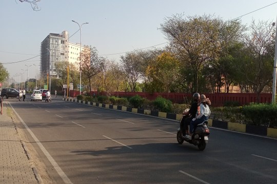 Rajasthan Weather : जयपुर के मौसम में सुबह घुली हल्की ठंडक, दिन में तीखी गर्मी