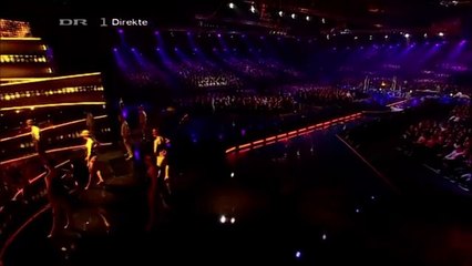 Felix Smith & Julie Berthelsen med Grand Prix-medley i Dansk Melodi Grand Prix 2010 || DR1