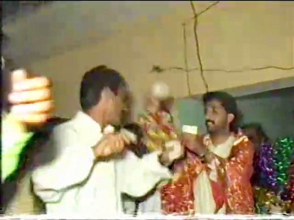 pashto song /my wedding day /mujra song/dance program /shadi /pakistani mujra /live music/Ishtiaq Awan mehndi program 1996