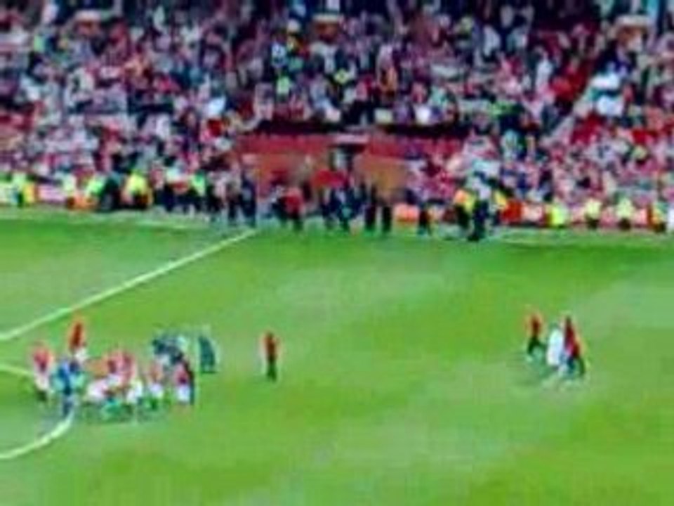 Ronaldo, give us a wave