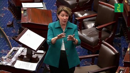 Senador demócrata bate un récord con discurso de más de 25 horas contra Trump