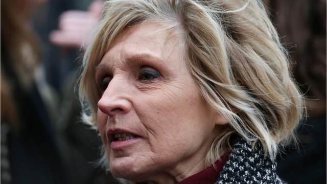 Evelyne Dhéliat, la vie d’après : comment elle a “avancé” après la mort de son mari