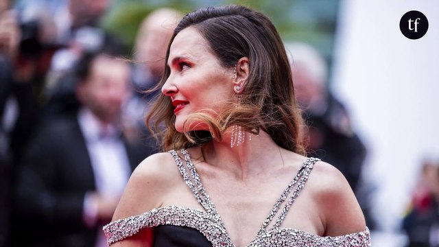 J'aime vieillir, et je refuse d'obéir aux diktats de la société : cette actrice française iconique s'oppose à la chirurgie esthétique