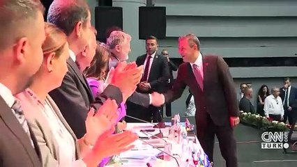 CHP olağanüstü kurultaya gidiyor: Kemal Kılıçdaroğlu aday olacak mı?