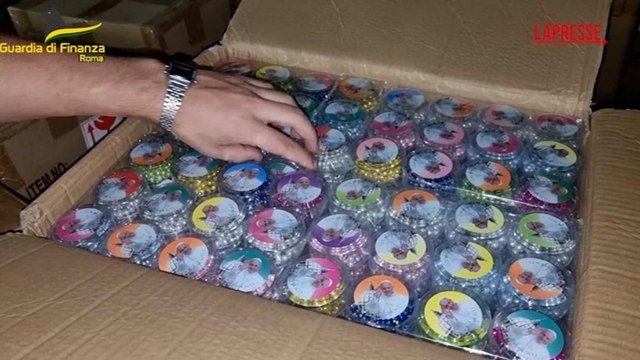 Giubileo a Roma, sequestrati oltre 16,5 milioni di articoli religiosi contraffatti e souvenir illegali