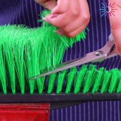 DIY garden rake from an old broom! 🤩🧹