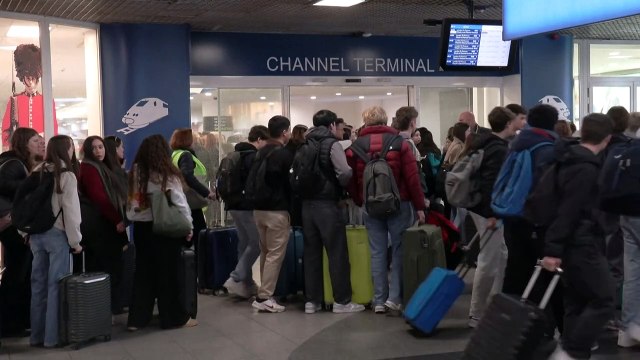 Começa a valer autorização de viagem para cidadãos da União Europeia entrarem no Reino Unido