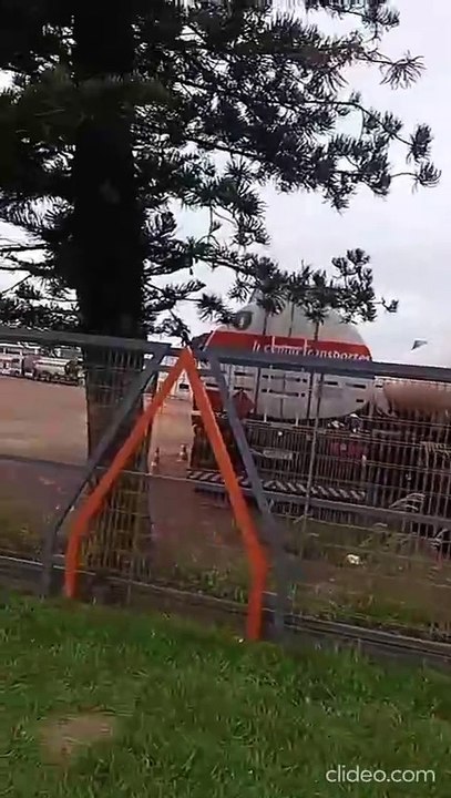 Falta de tampas em bueiros na PR-323 causa acidentes e preocupa moradores em Umuarama