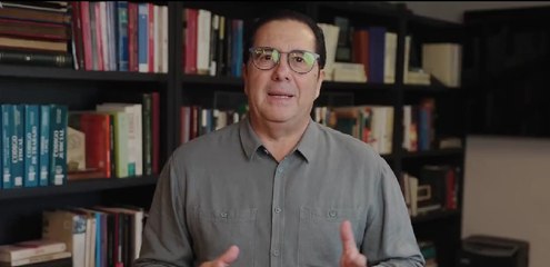 Martín Torrijos se pronuncia sobre la situación de Ricardo Martinelli y el rumbo del país