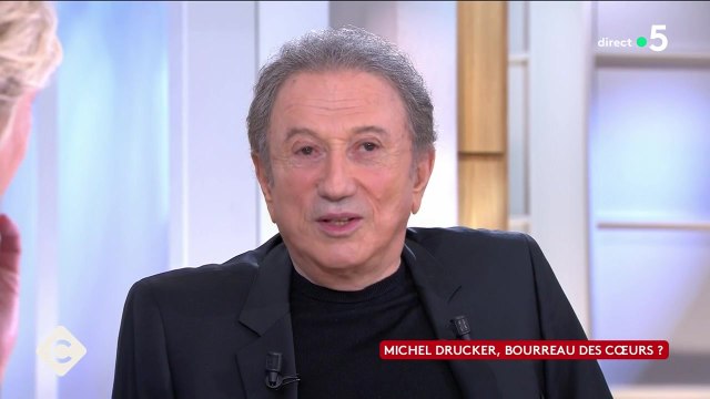 J’étais un peu terrorisé : Michel Drucker révèle avoir été longtemps harcelé par une femme obsédée par lui (VIDÉO)