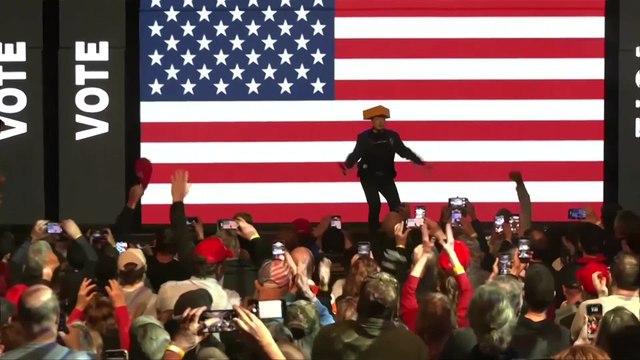 Shareholders Demand Musk Step Back from Government Role Amid 'Disastrous' Q1 Tesla Deliveries