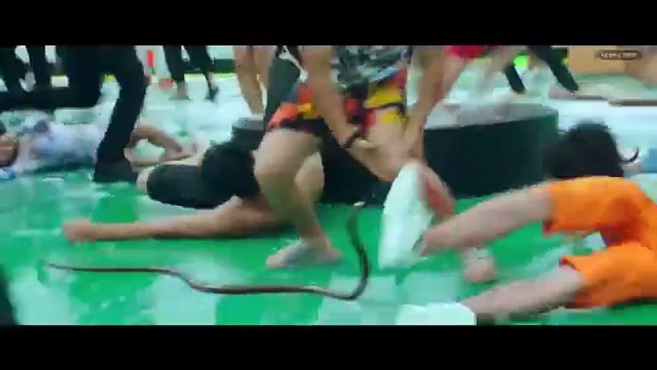 Mutant giant snake💥 Giant monster invades Earth💥 Warrior battles the monster💥 Thriller💥 Disaster.