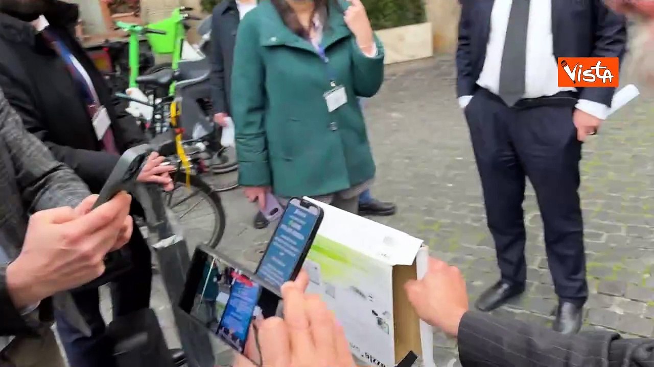 Avs presenta Truptax.eu, ecco come funziona la app "anti dazi"