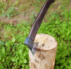 L'art de la restauration des haches : Faire revivre les outils du passé !