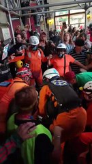 Así trasladaban al periodista herido en la pierna tras ser atropellado por la PFA