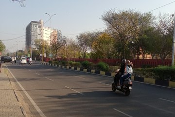 Rajasthan Weather : जयपुर में रात को ठंडक, दिन में गर्म हो रहा मौसम का मिजाज
