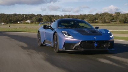 Maserati GT2 Stradale in Digital Aurora Matte Driving Video