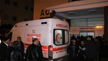 İş makinesinin altında kalan işçi öldü