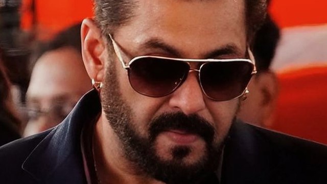 'Sikandar' पर बॉलीवुड की चुप्पी से दुखी हैं Salman, छलका दर्द!