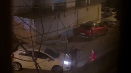 Ataşehir'de boşanma aşamasındaki eşini silahla tehdit etti