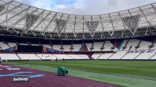 West Ham weighing up Coufal’s future amid contract uncertainty