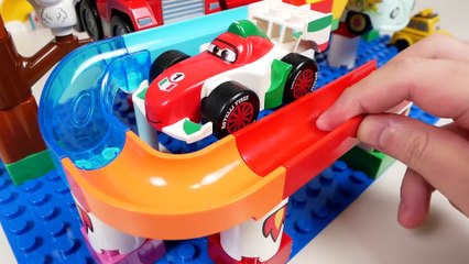 Play Colored Marbles With Cars [Blocks And Marbles]