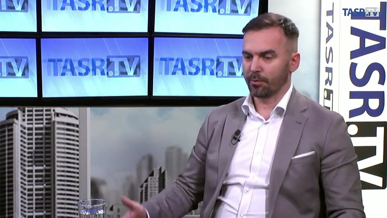 ŠIPOŠ: Nebyť nás, o zmrazení poslaneckých platov by nikto nehovoril
