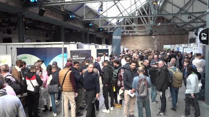 Audi Brussels : des milliers d'anciens salariés d'Audi en quête d'un nouveau départ lors d'un job day