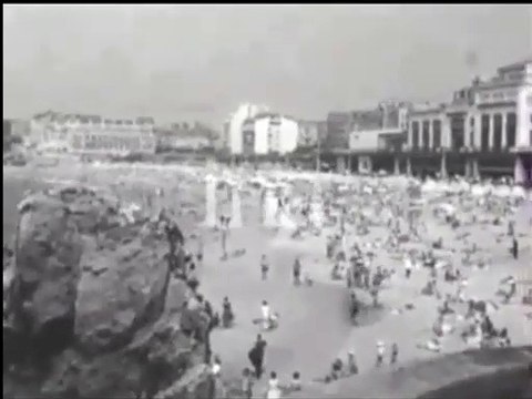 Johnny Hallyday à Biarritz – Cartes Postales de Vacances (RTF, 30 juillet 1961)