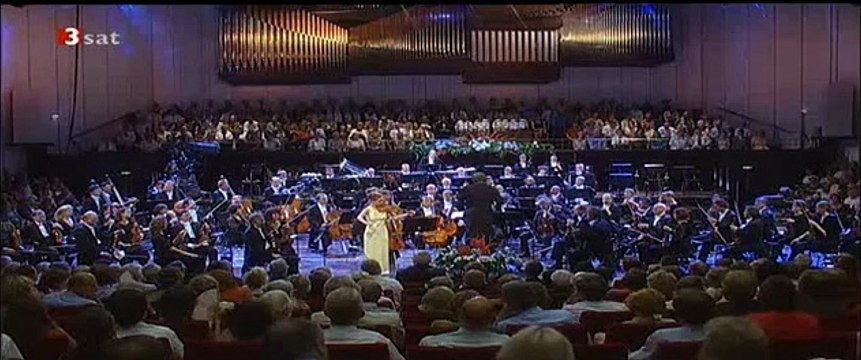 04 Concierto para violín de Brahms, Julia Fischer (violín) - 2.º movimiento