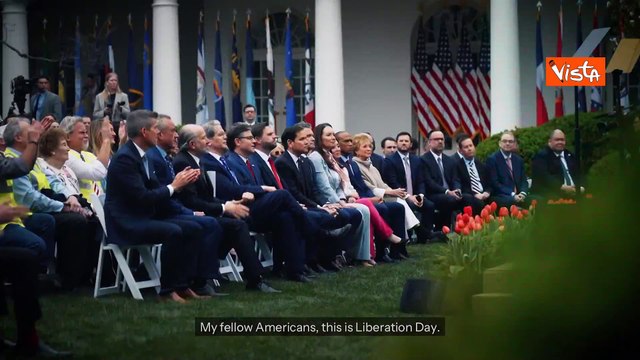 La storica firma nel Giardino delle Rose alla Casa Bianca, ecco lo spot di Trump sui dazi