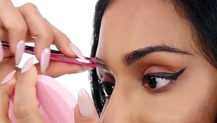 بالفيديو... هكذا تحصلين على حاجبيْ هدى قطان على طريقتها