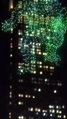 King Kong, feito por drones, escala Empire State Building