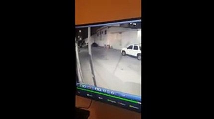 بالفيديو رصد عصابة مكونة من 10 اشخاص متخصصة فى سرقة المنازل بالسعودية